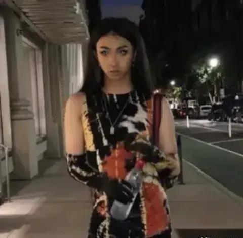 娱乐八卦姐妹吃瓜是真的吗